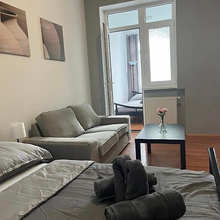 1St Plaza Apartment Bratislava Exterior photo